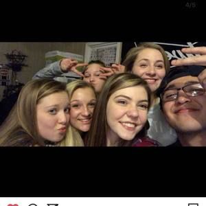 Meet your Posher, Madeline